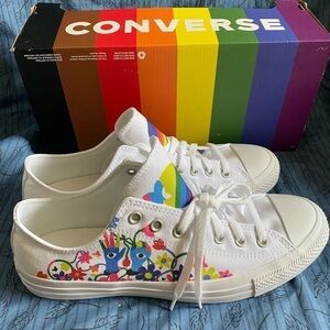 Converse find your pride all star low sneaker new. Mens 11.5